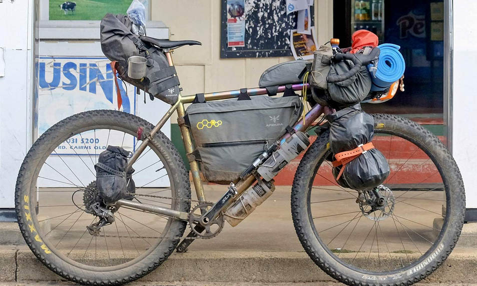 Bikepacking en bicicleta gravel